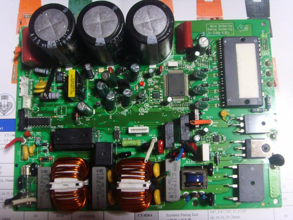 dieu-hoa-daikin-bao-loi-l4-1